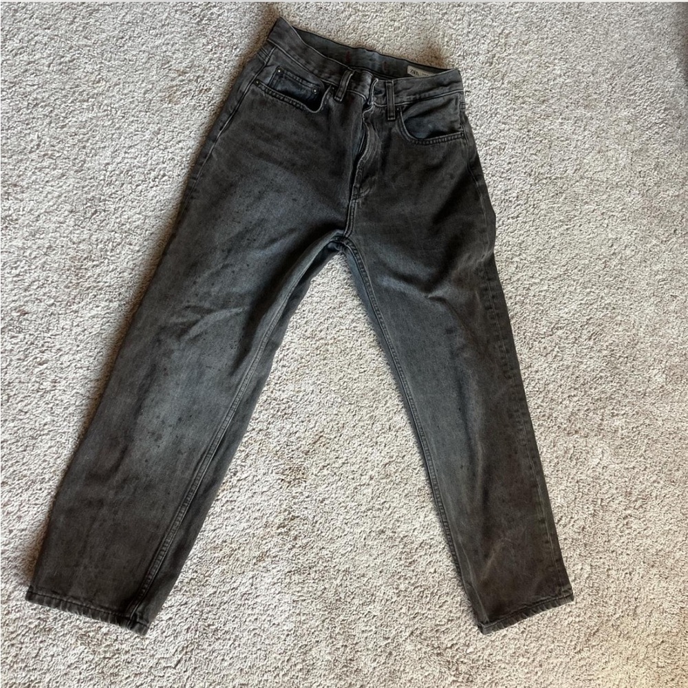 Zara women’s distressed straight leg jeans